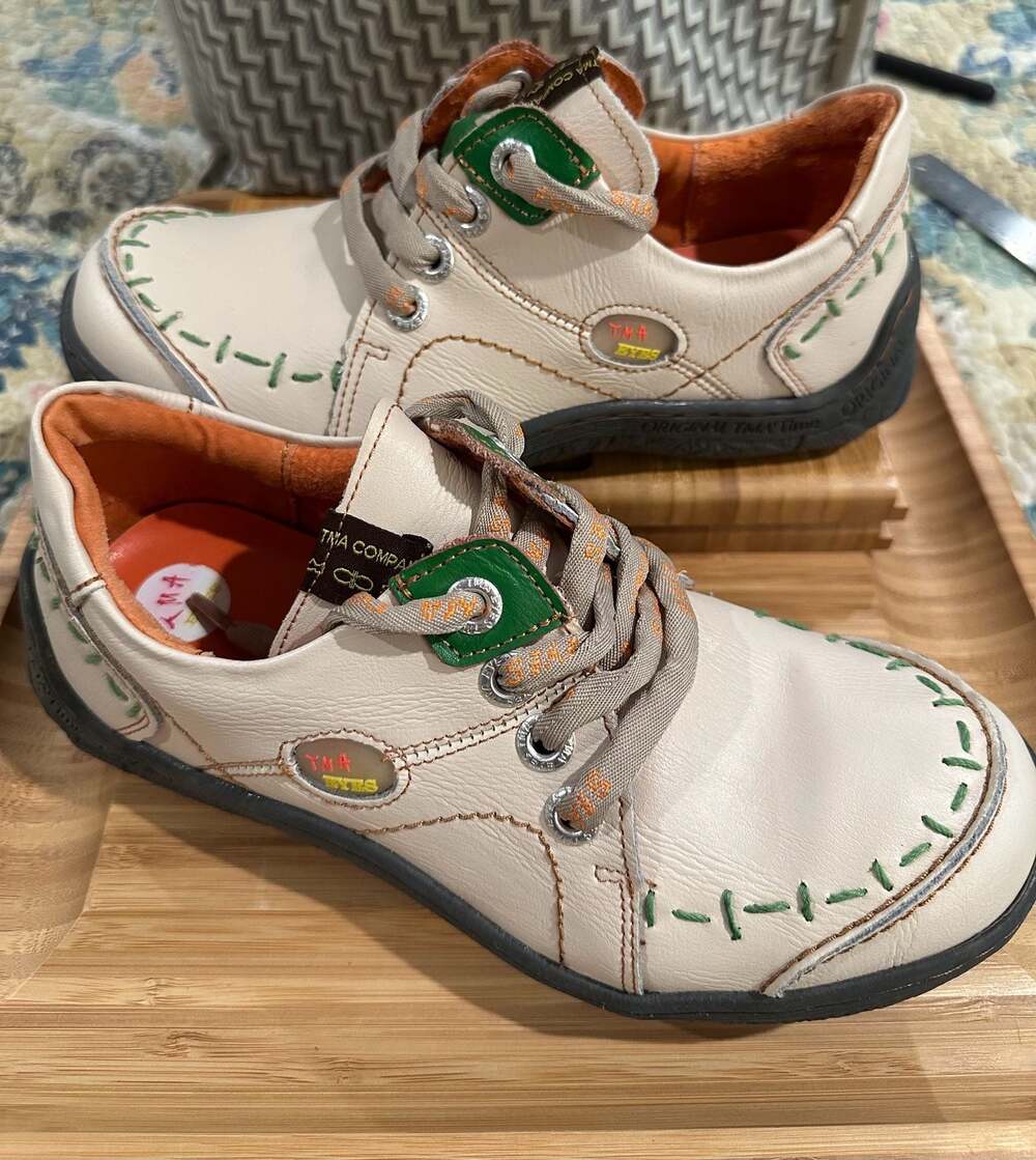 TMA EYES Women's Hand-Stitched Casual Leather Sneakers in Cream and Orange, Size